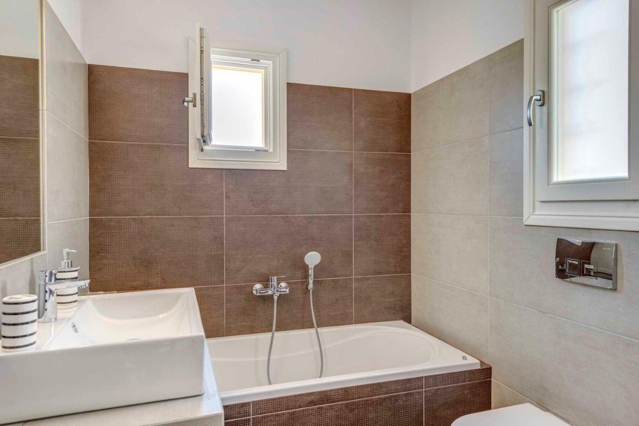 Villa Alba In Syros With Private Jacuzzi Azolimnos Buitenkant foto