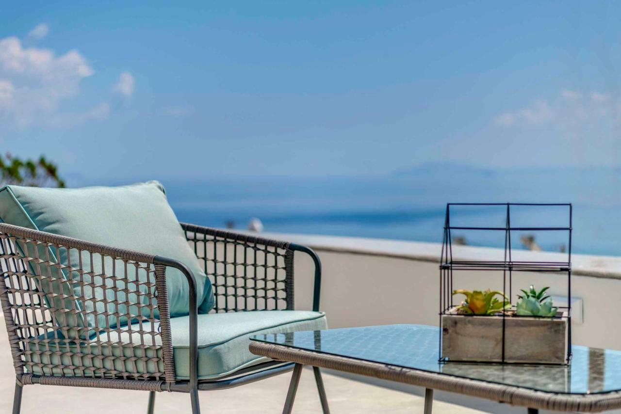 Villa Alba In Syros With Private Jacuzzi Azolimnos Buitenkant foto